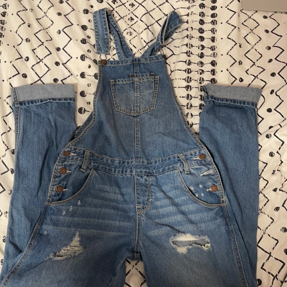 Cute oversized overalls